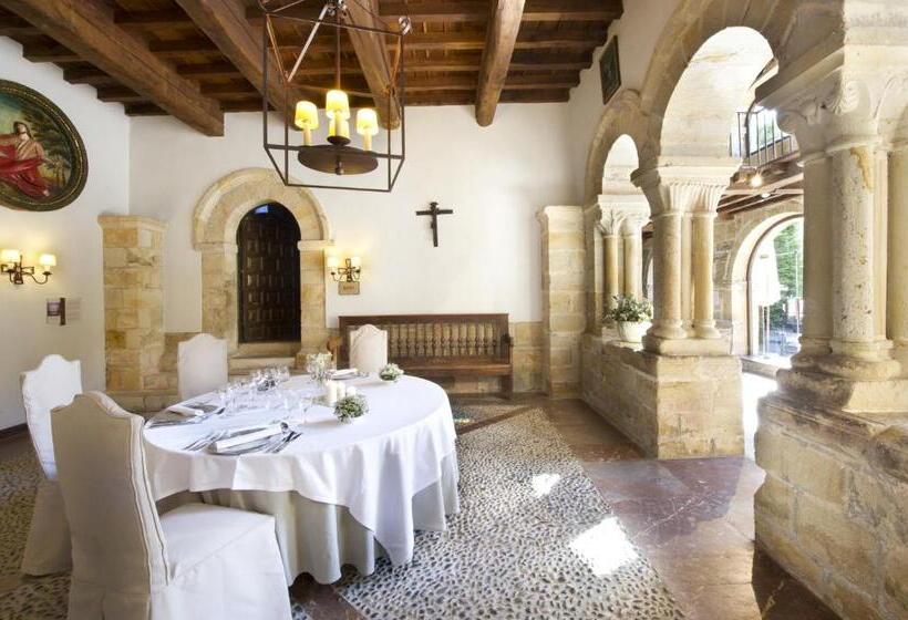 Parador De Cangas De Onis