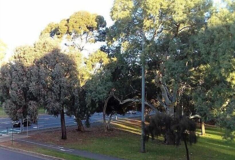 Adelaide Pulteney Motel