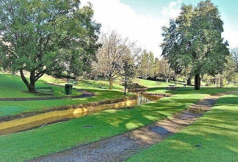 Adelaide Pulteney Motel