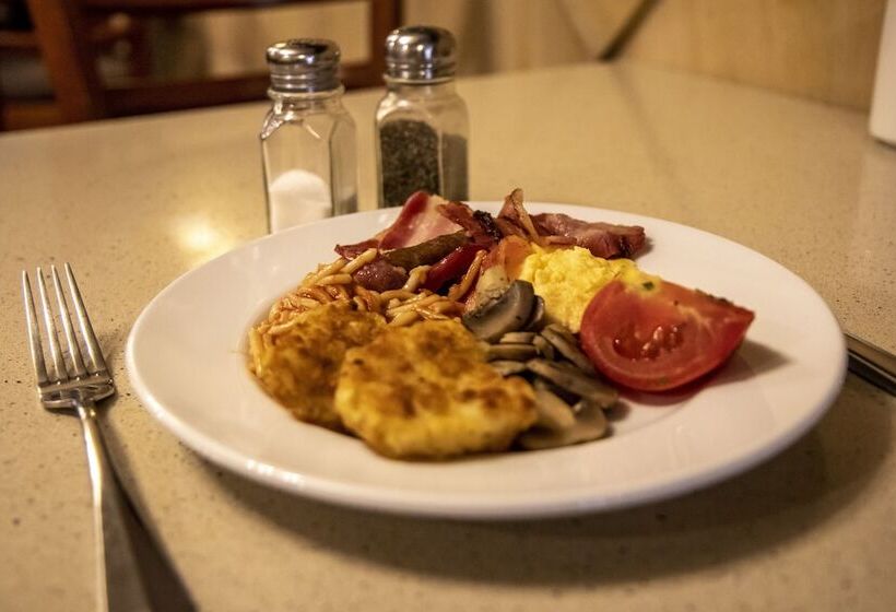 Albury Georgian Motel & Suites