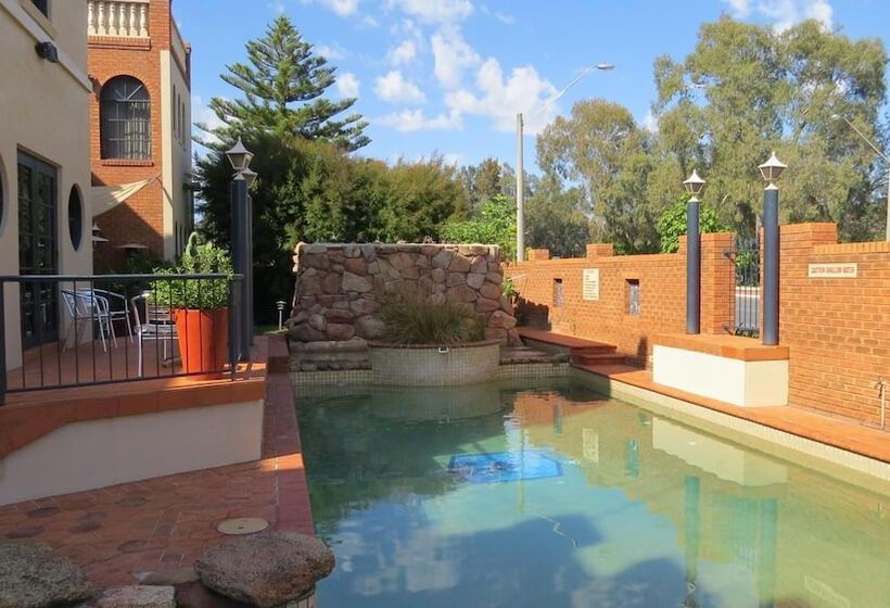 Albury Paddlesteamer Motel