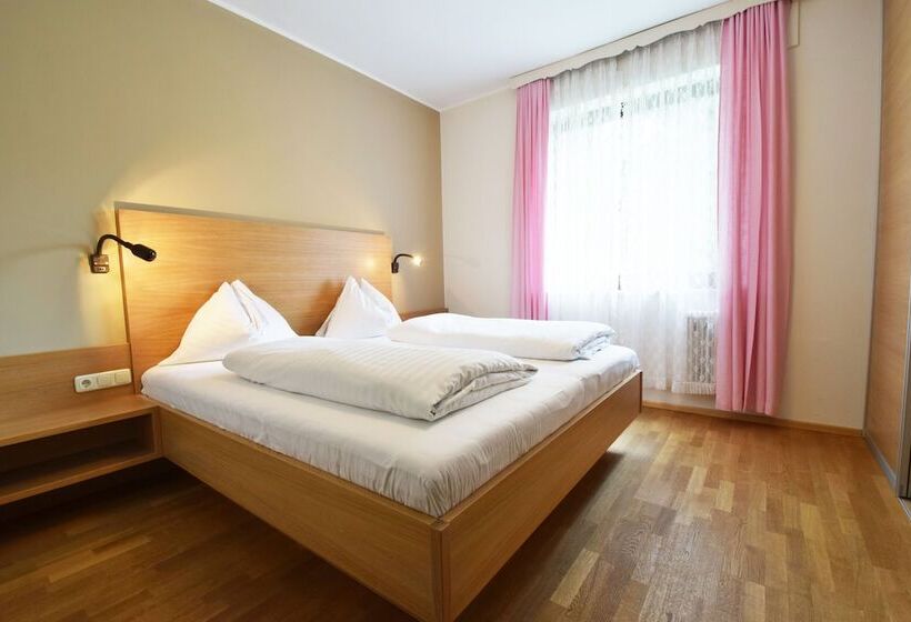 Amerika Holzer Hotel & Resort