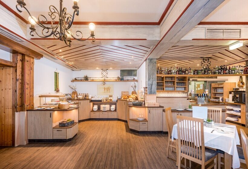 هتل Ferienalm Panorama Apartments