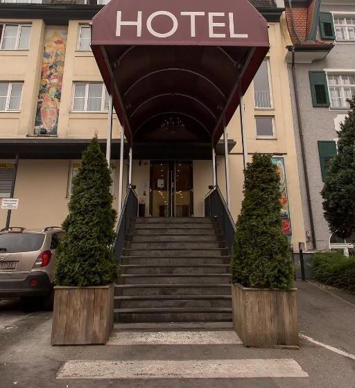 Central Hotel Löwen