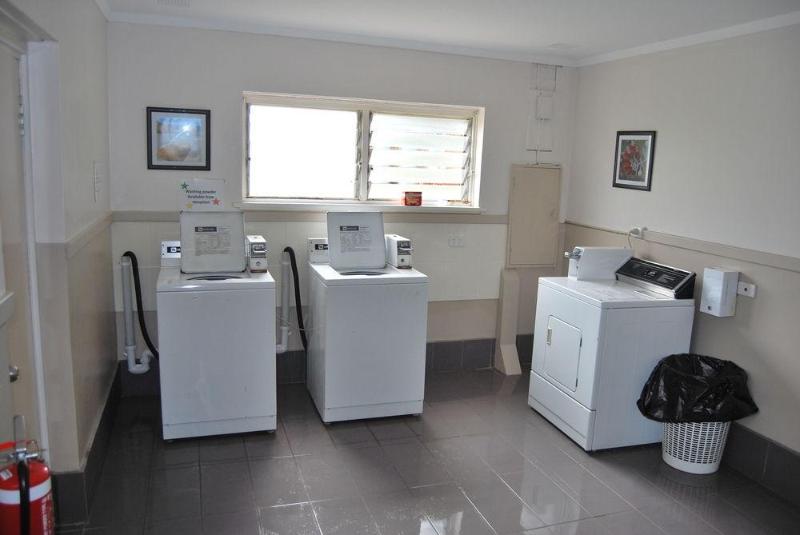 Country Comfort Amity Motel