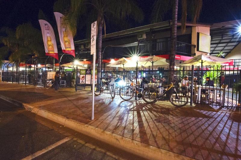 汽车旅馆 Diplomat Hotel Alice Springs