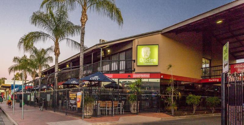 汽车旅馆 Diplomat Hotel Alice Springs