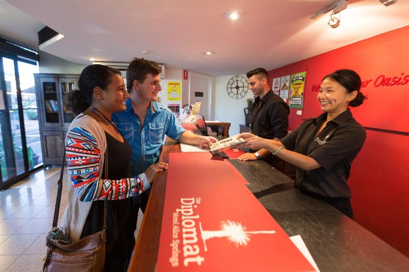 汽车旅馆 Diplomat Hotel Alice Springs