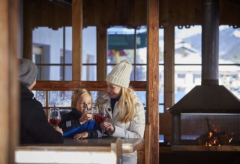 Familienparadies Sporthotel Achensee   Families Only