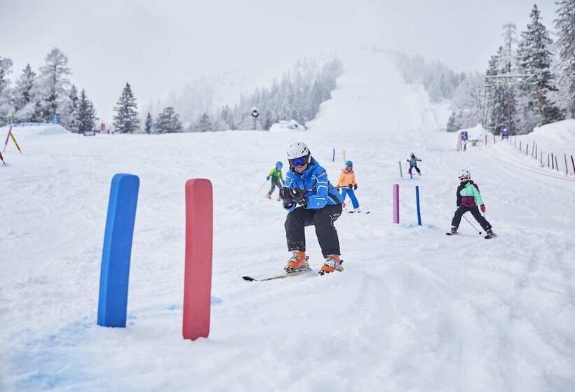 Familienparadies Sporthotel Achensee   Families Only