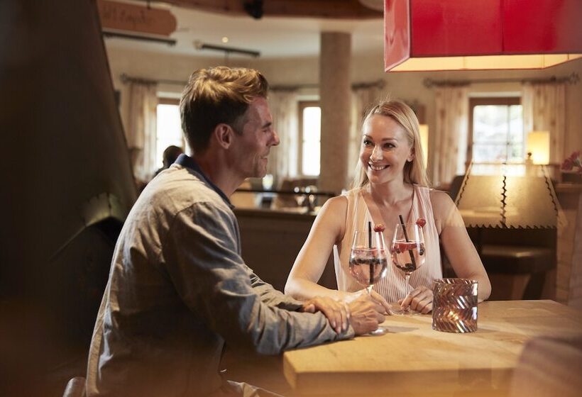 Familienparadies Sporthotel Achensee   Families Only