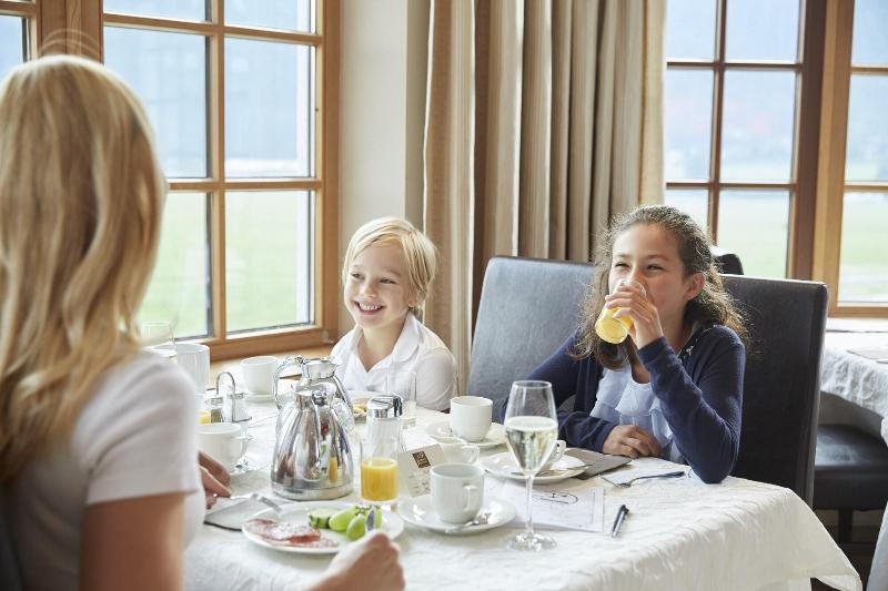 Familienparadies Sporthotel Achensee   Families Only