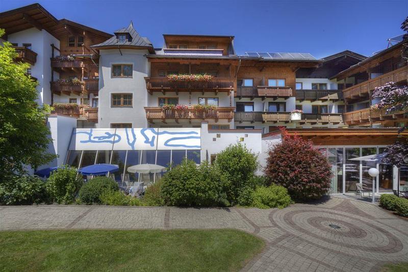 Gardenhotel Crystal   4 Sterne Superior