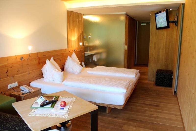 Gardenhotel Crystal   4 Sterne Superior