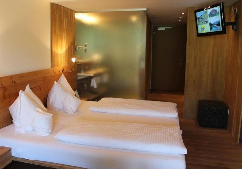 Gardenhotel Crystal   4 Sterne Superior