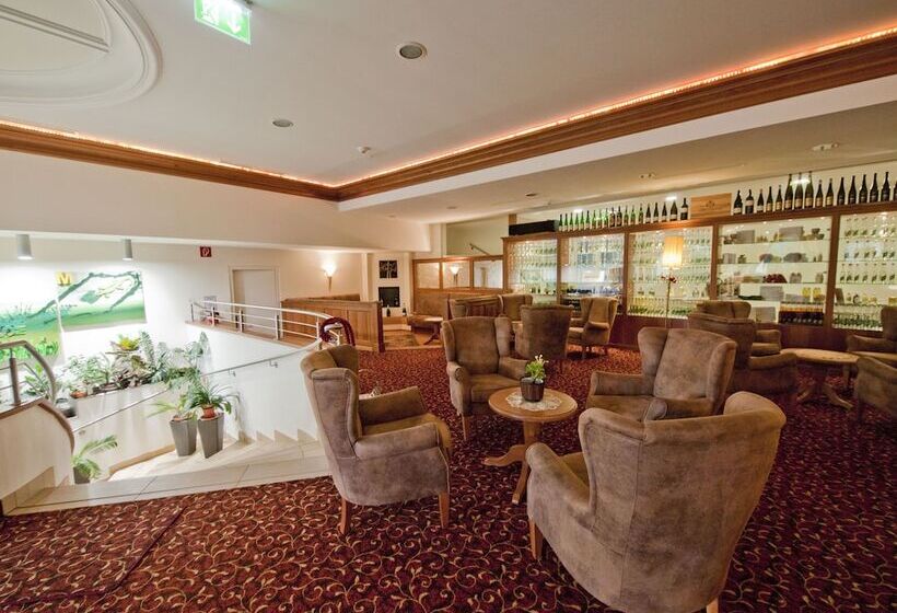 Gartenhotel & Weingut Pfeffel Dürnstein