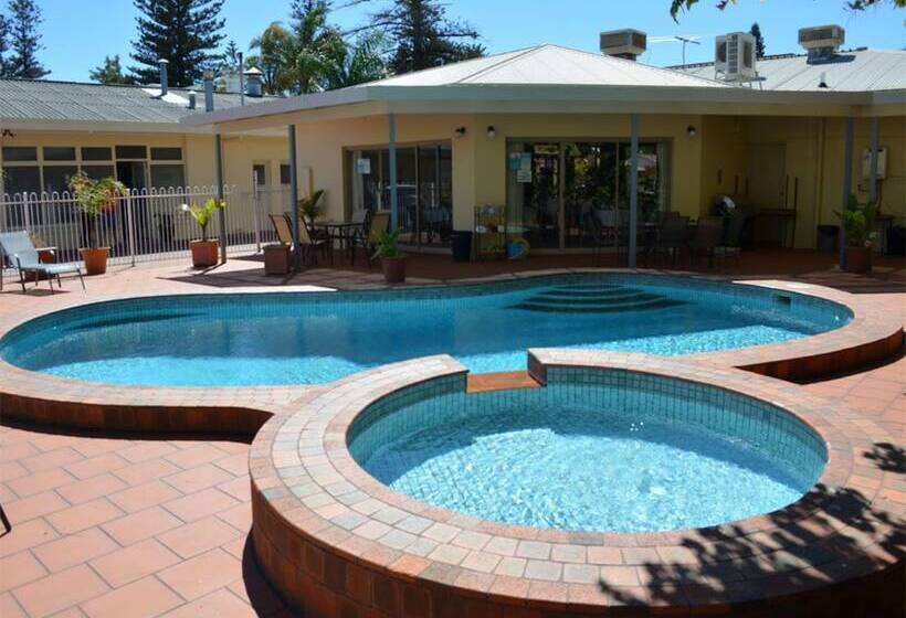 Glenelg Motel