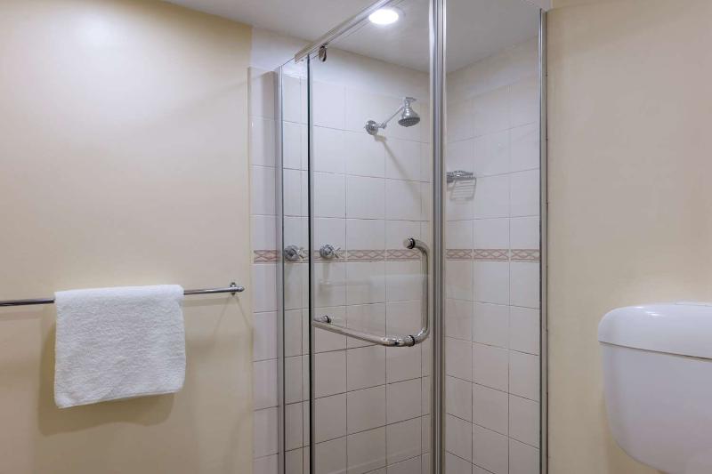 فندق Adelaide Granada Motor Inn