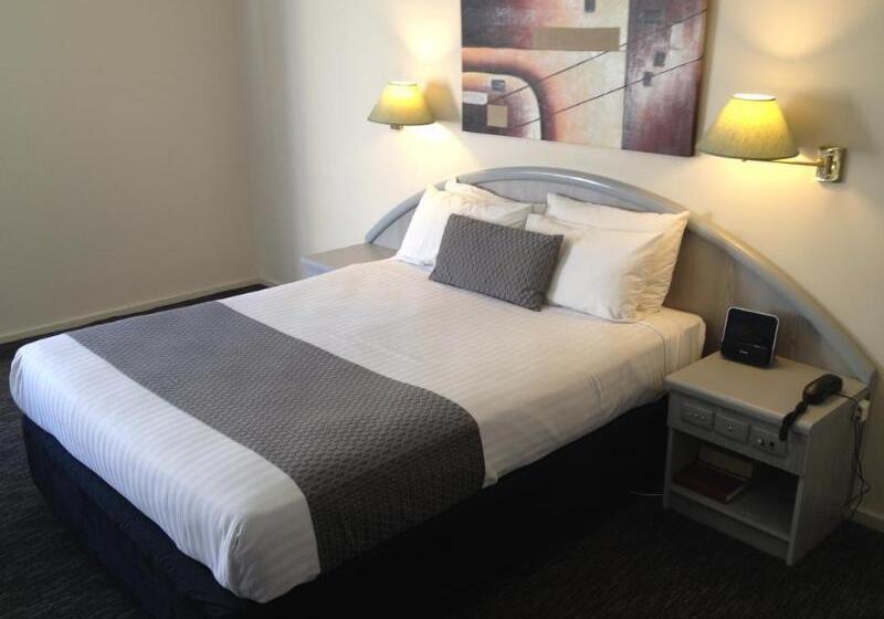 فندق Adelaide Royal Coach