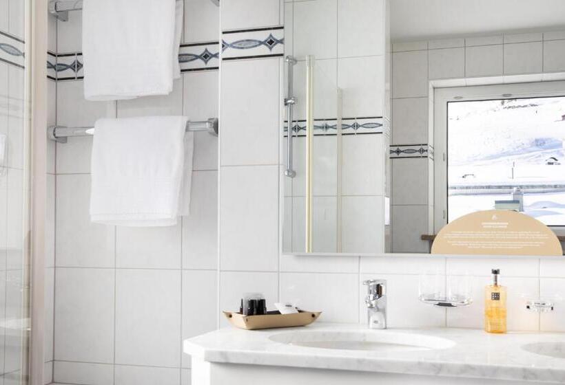 Отель Albona Nova