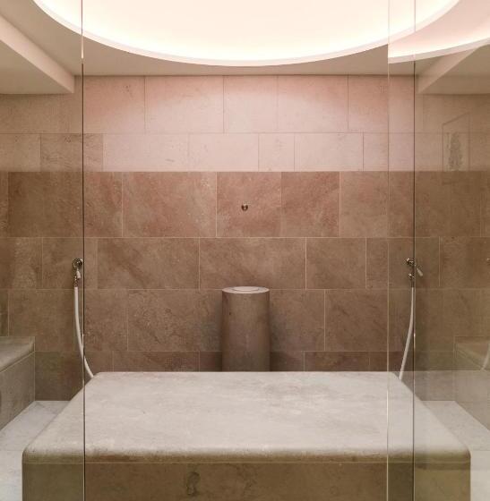 هتل Almhof Schneider