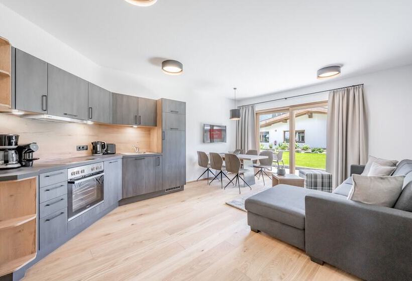 호텔 Alpenparks Chalet & Apartment Alpina Seefeld