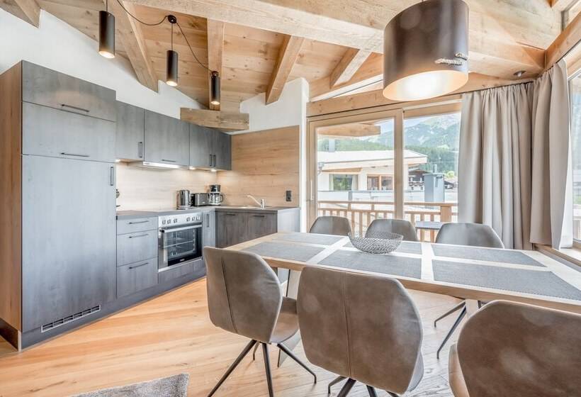 호텔 Alpenparks Chalet & Apartment Alpina Seefeld