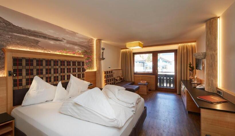 Отель Alpenrose Wellness