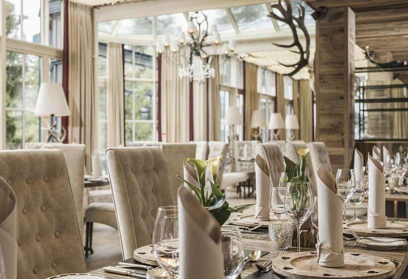 Отель Alpin Resort Sacher