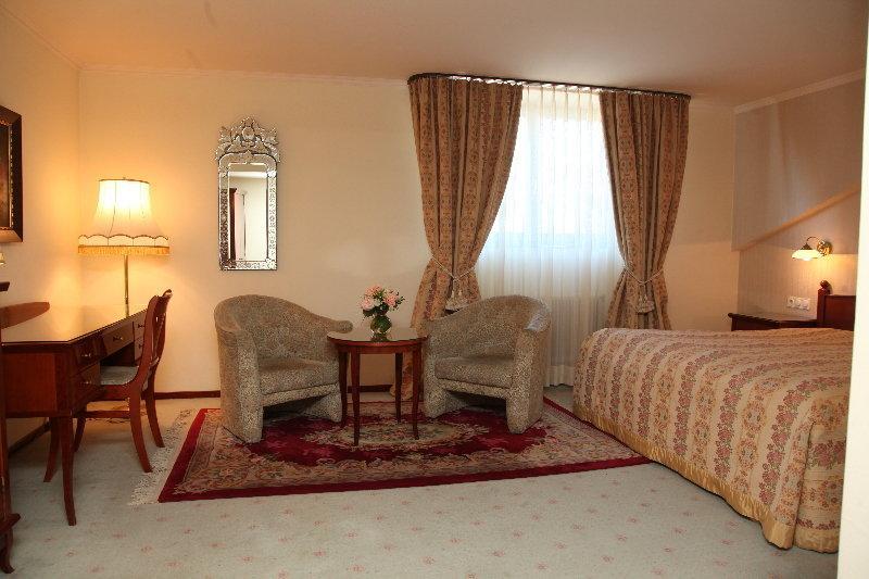 هتل Am Schubertring