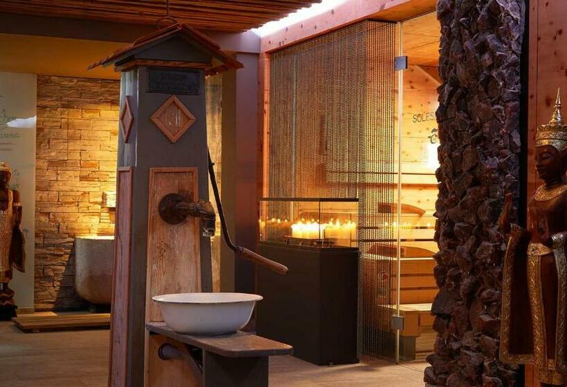 בית מלון כפרי Ayurveda Resort Mandira