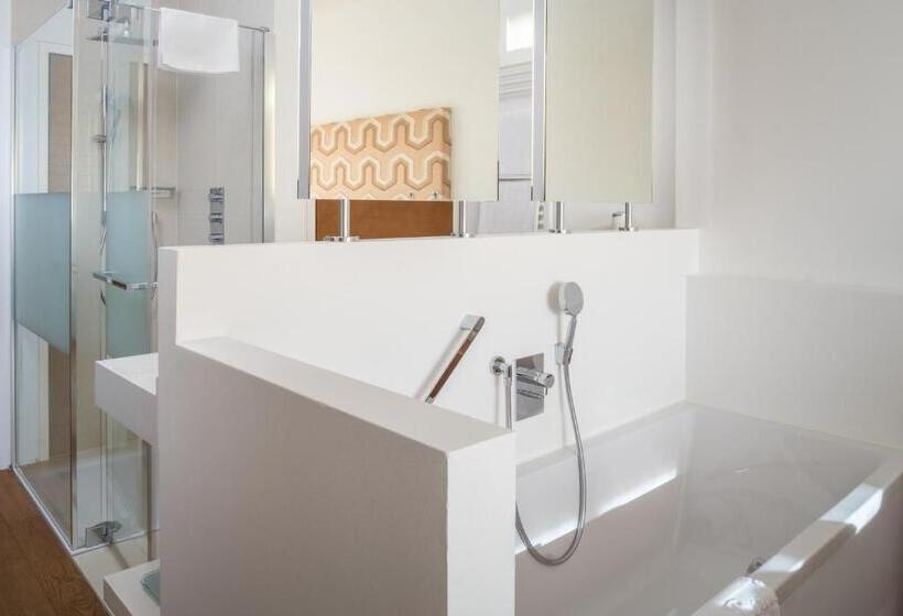 Отель Bergkristall Oberlech