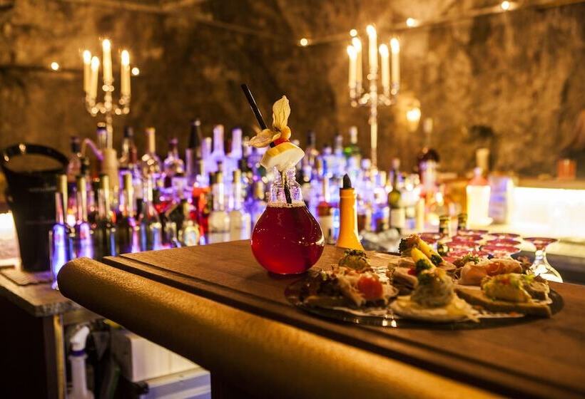 Boutique Hotel Im Auracher Löchl