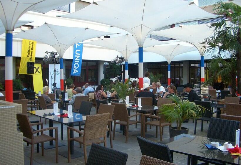 ホテル Burgenland