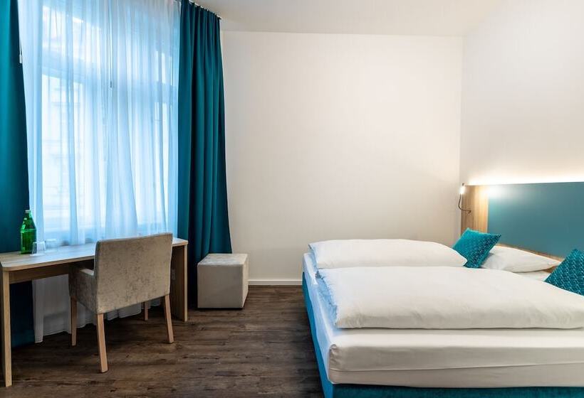 هتل Dauntown Rooms   Self Check In