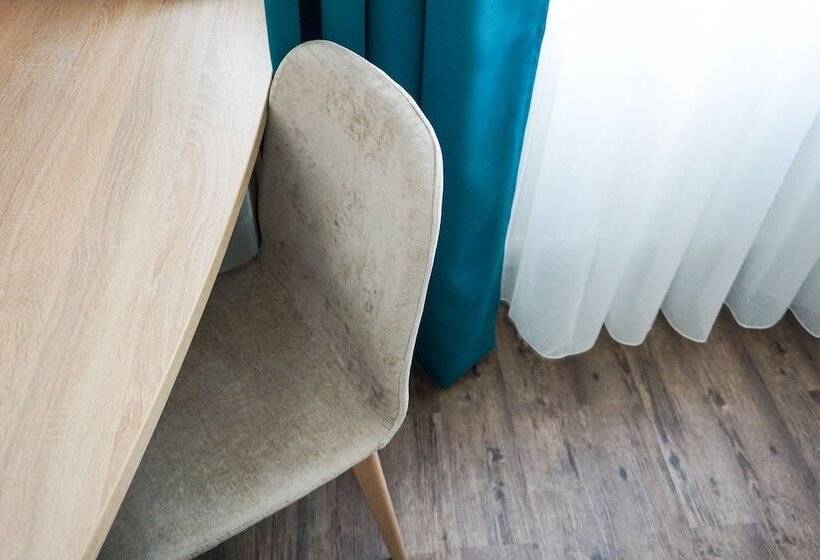 هتل Dauntown Rooms   Self Check In