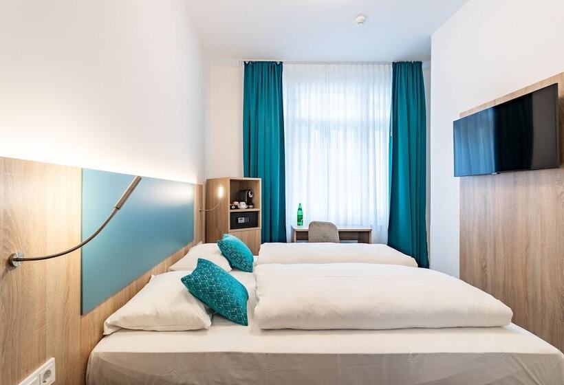 هتل Dauntown Rooms   Self Check In