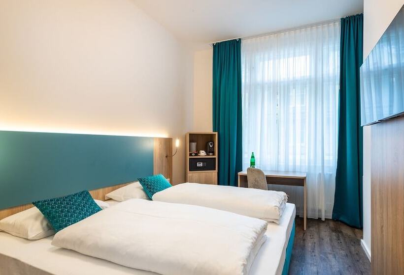 هتل Dauntown Rooms   Self Check In