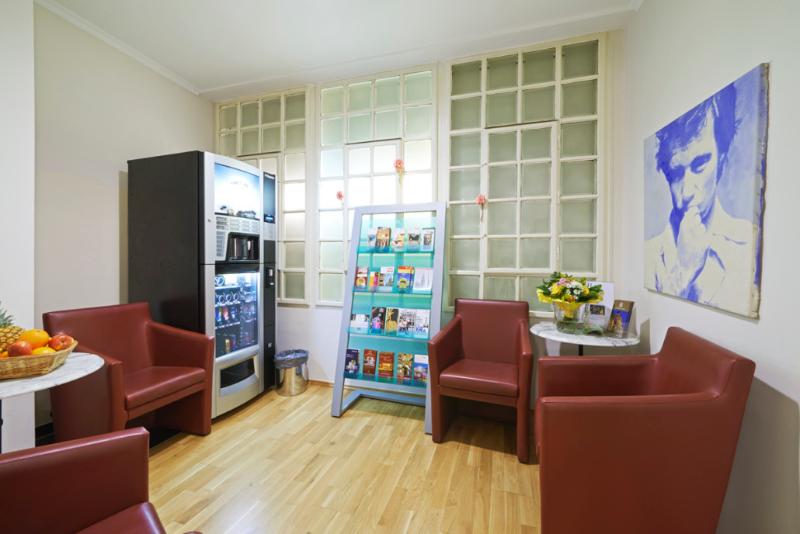 هتل Dauntown Rooms   Self Check In