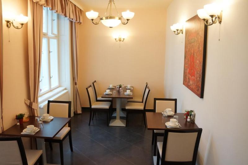 هتل Dauntown Rooms   Self Check In