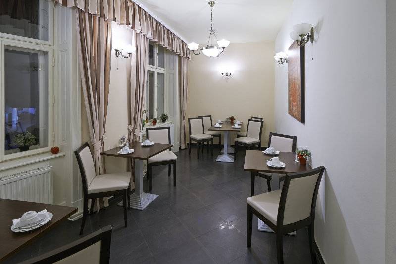 هتل Dauntown Rooms   Self Check In