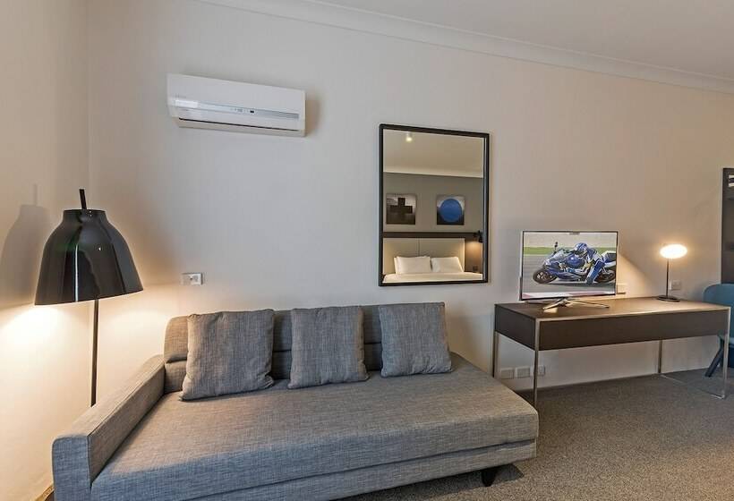 Отель Silkari Urban Cks Sydney Airport