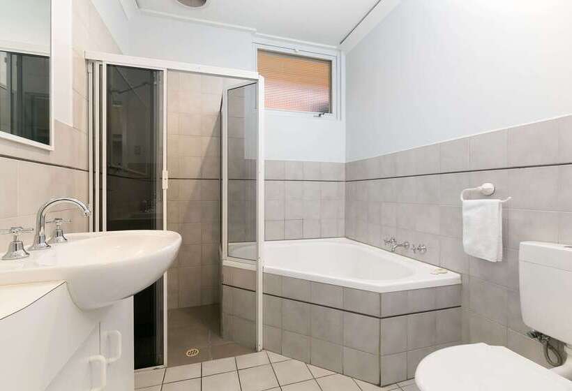 هتل Comfort Inn Glenelg