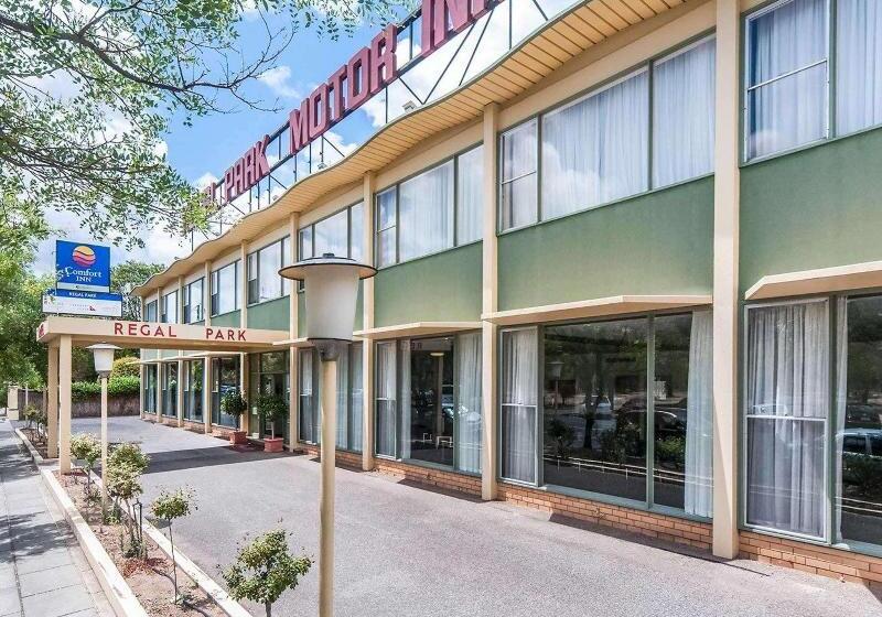 هتل Comfort Inn Regal Park