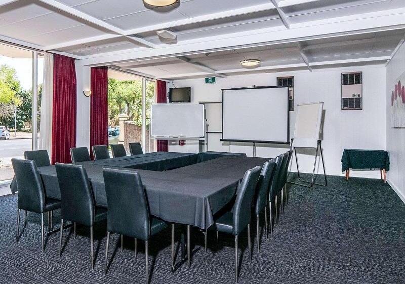 فندق Comfort Inn Regal Park