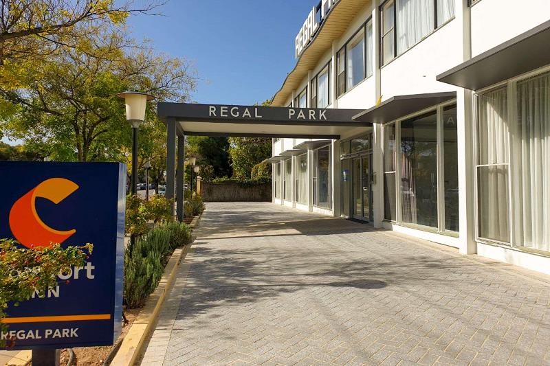 فندق Comfort Inn Regal Park