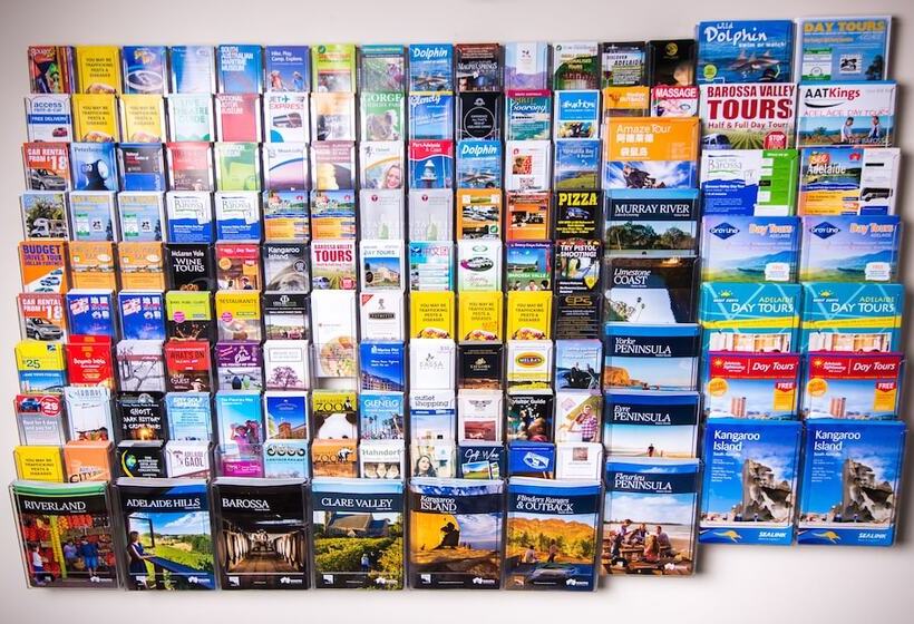 هتل Comfort Inn Regal Park