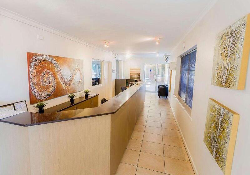 ホテル Comfort Inn & Suites Manhattan