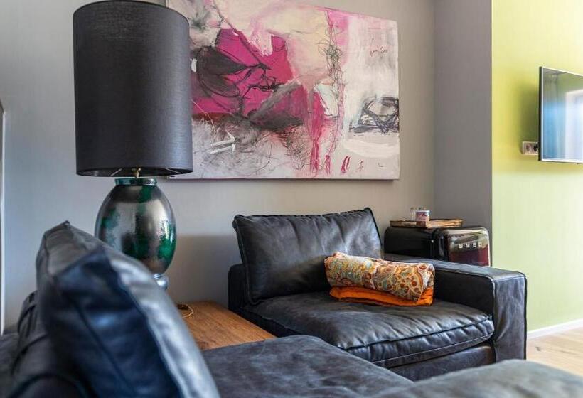 فندق Cortisen Am See   Adults Only