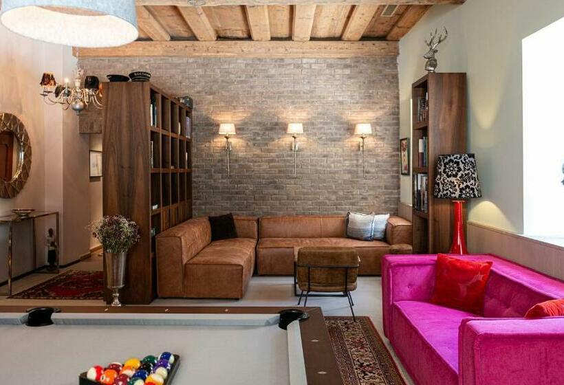 فندق Cortisen Am See   Adults Only